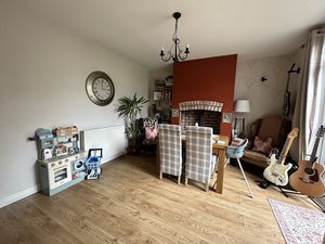 Photo 9- click for photo gallery